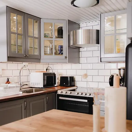 Cozy And Stylish In Kamppi Apartment *